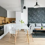 Apartment Easy *