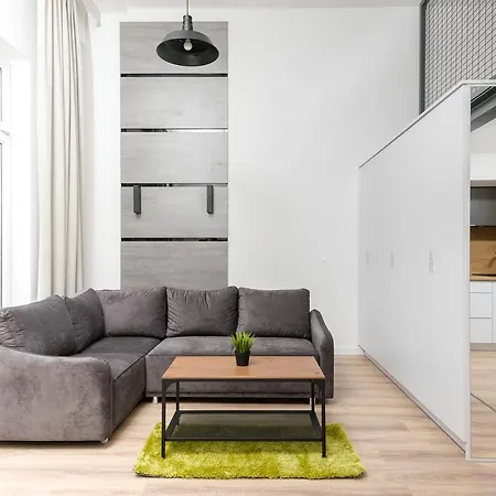 Easy Apartment