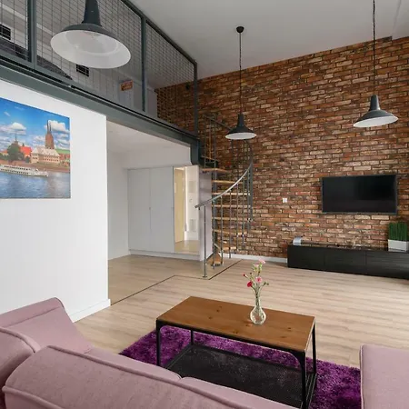 Easy Apartment